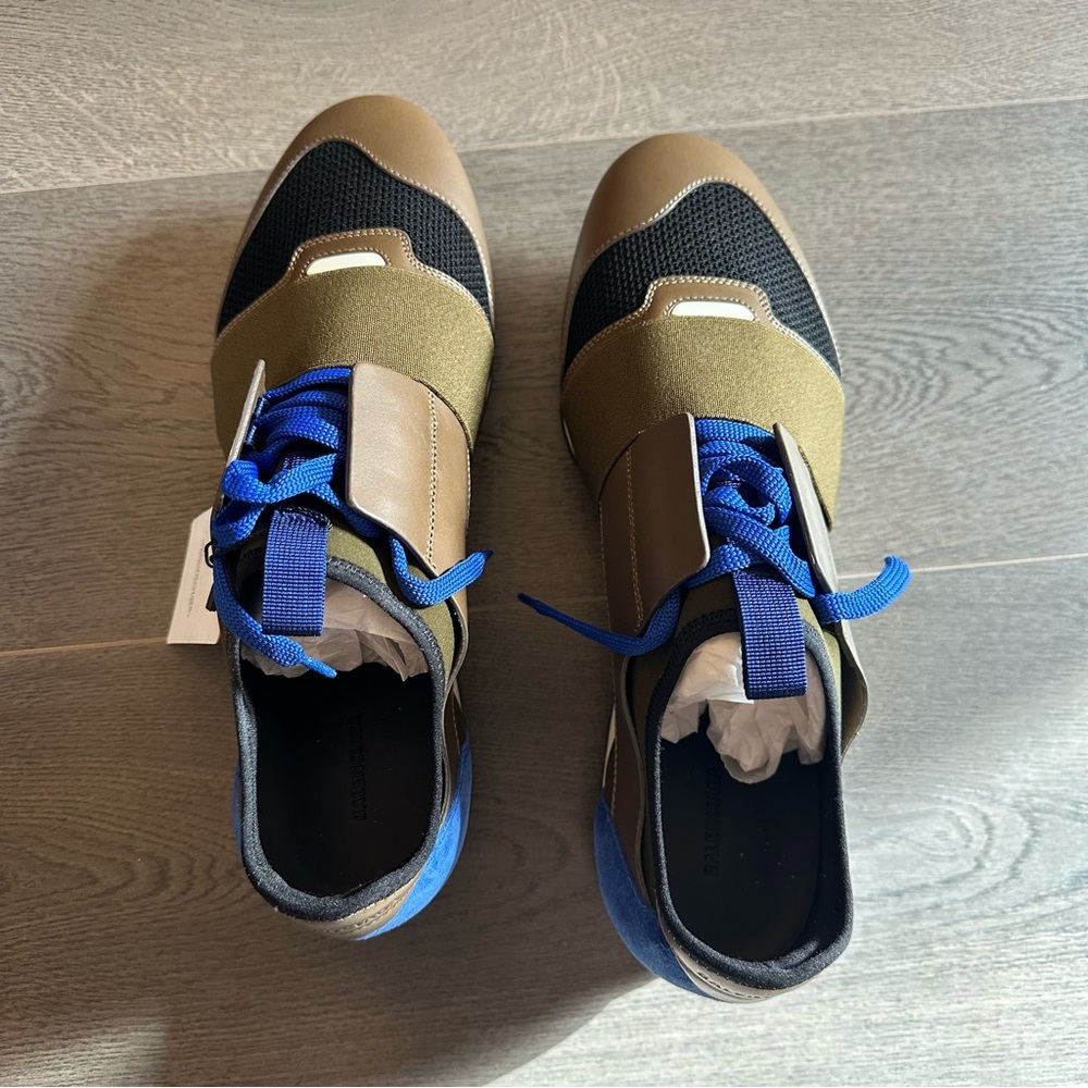 NWT Balenciaga men’s calfskin neoprene sneakers (Sz 43)